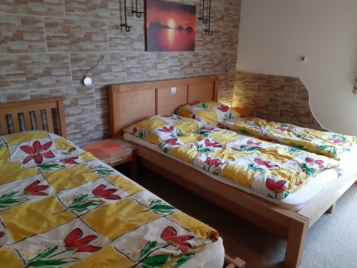 Almhaus Florian Apartment Treffen Luaran gambar
